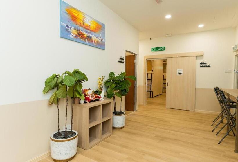 Отель Luma Nest Senawang By Ubook