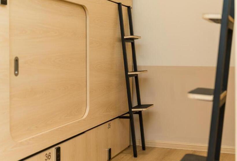 Отель Luma Nest Senawang By Ubook