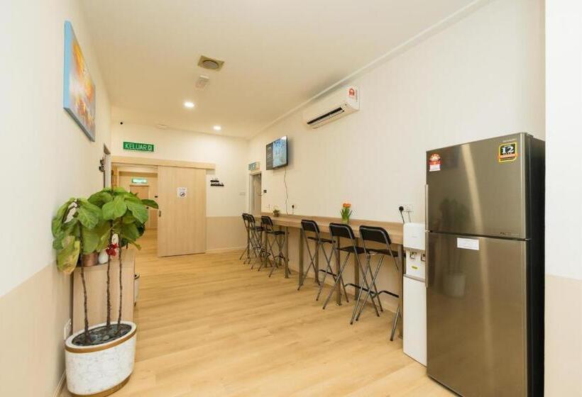 Отель Luma Nest Senawang By Ubook