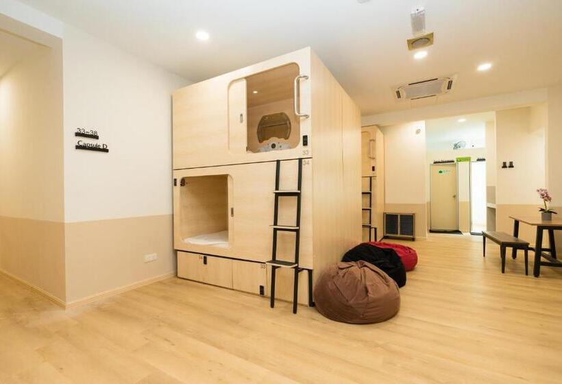 Отель Luma Nest Senawang By Ubook