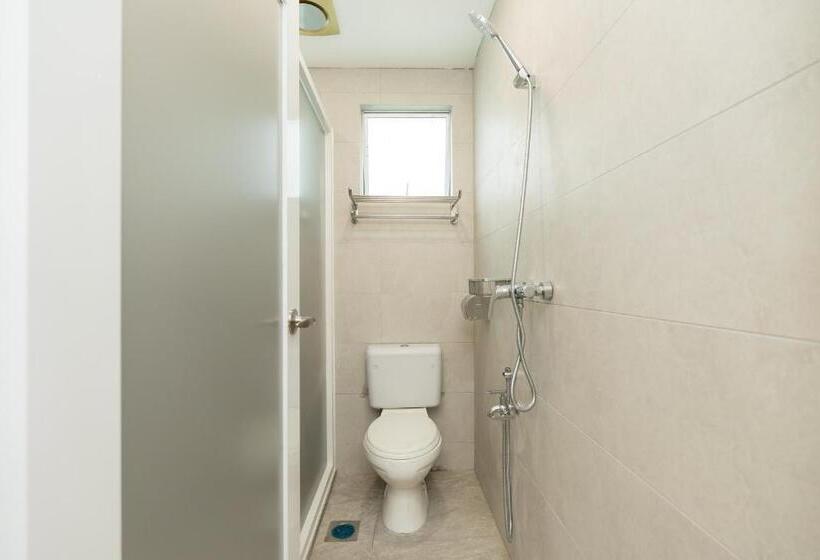 Отель Luma Nest Senawang By Ubook