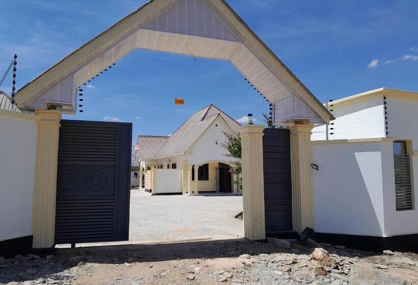 호텔 Solomon Village Lodge