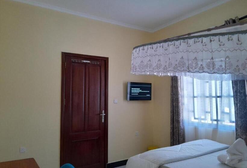 호텔 Solomon Village Lodge