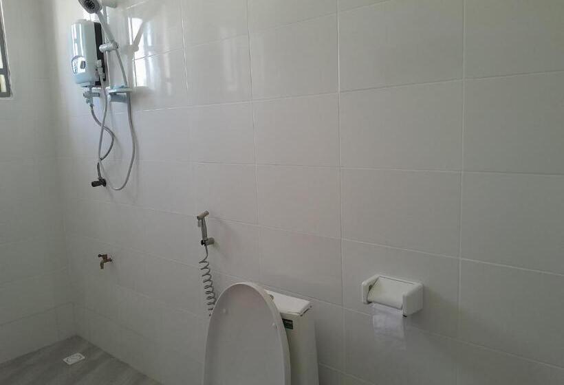 호텔 Solomon Village Lodge