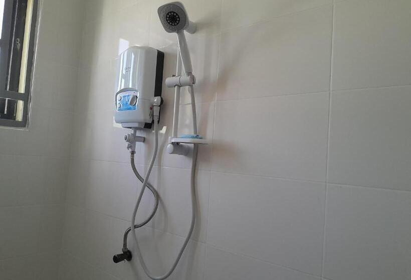 호텔 Solomon Village Lodge