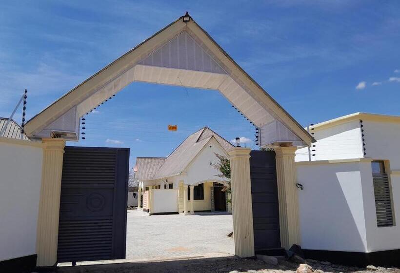 호텔 Solomon Village Lodge