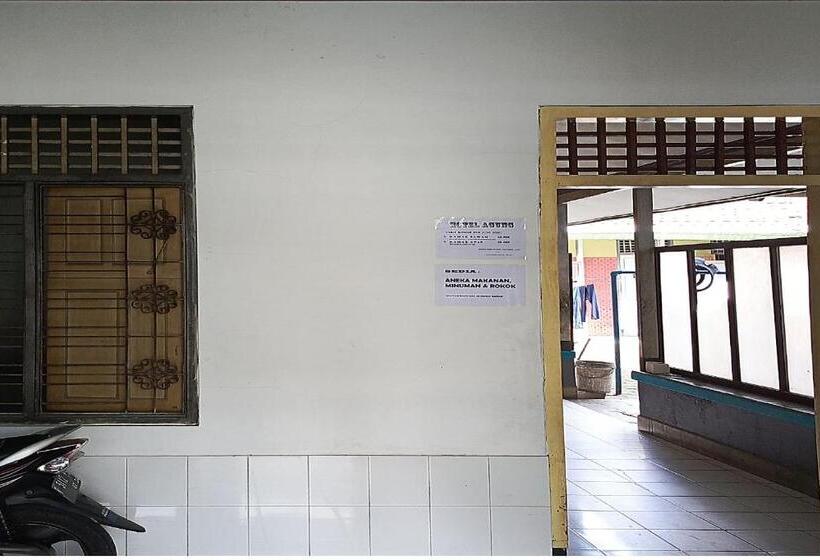 Szálloda Spot On 94177 Dian Asih Rooms