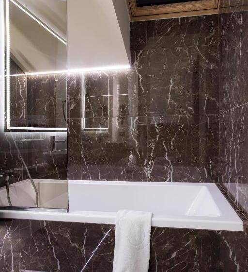 ホテル The Fifth Floor By Old Town