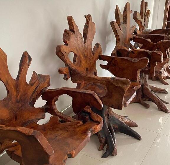 酒店 The Grandiose Safari