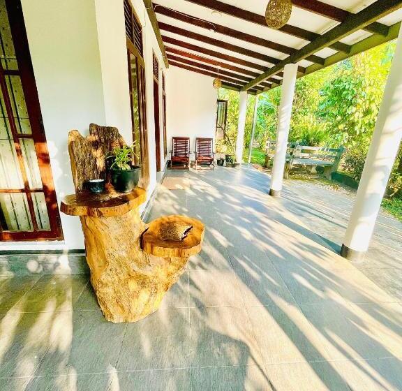 酒店 The Grandiose Safari