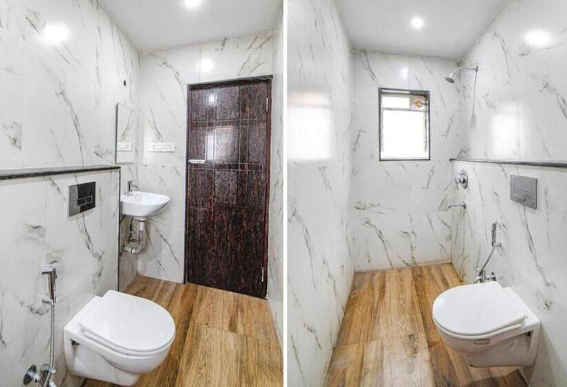 Отель Vrindavan Central Only Families