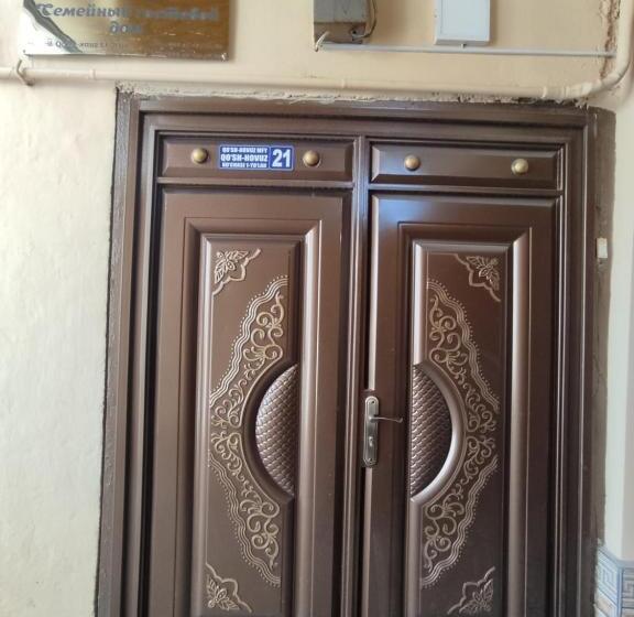 بنسيون Amirjon