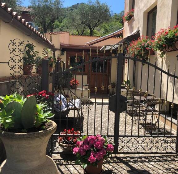 פנסיון Antico Cilento