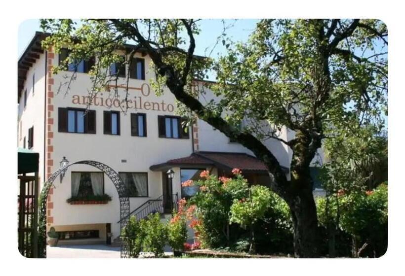 פנסיון Antico Cilento