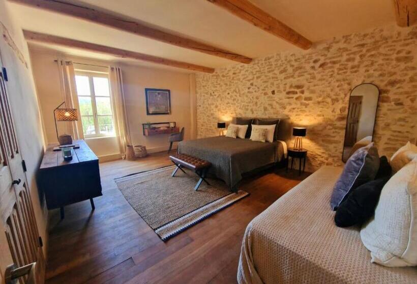 פנסיון Bastide Des 7 Sœurs