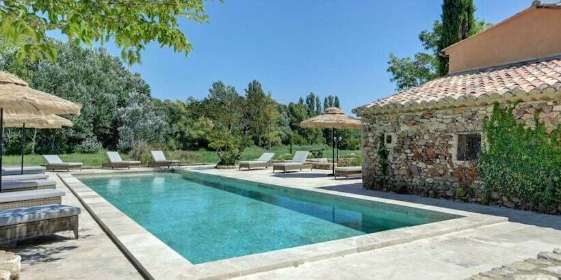 פנסיון Bastide Des 7 Sœurs