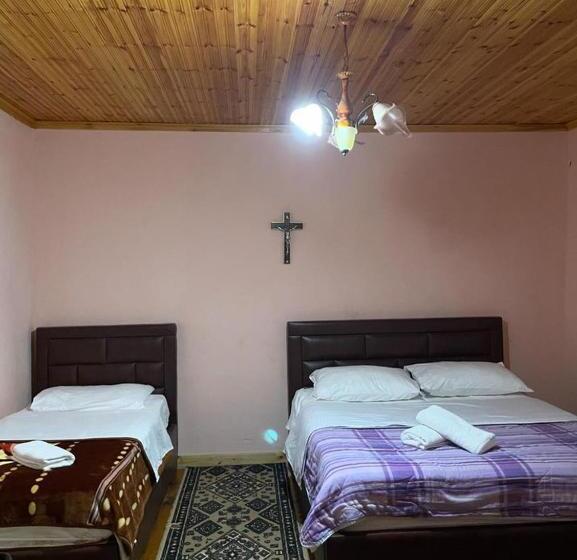 펜션 Bujtina Turkaj