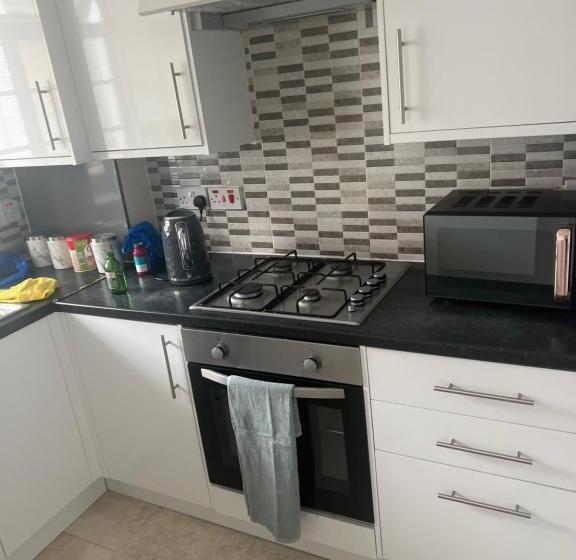 펜션 Collent House