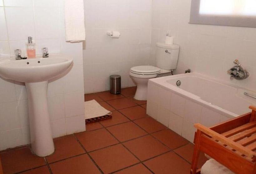 펜션 Desert Rose Guesthouse