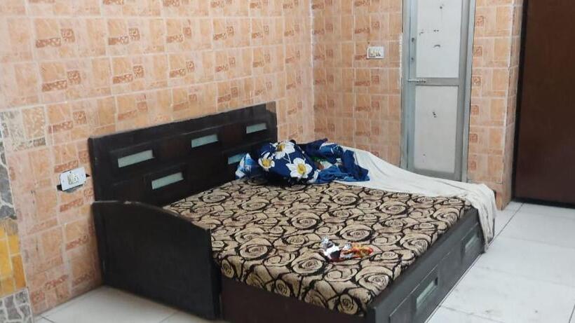 膳宿费 Grover Homestay