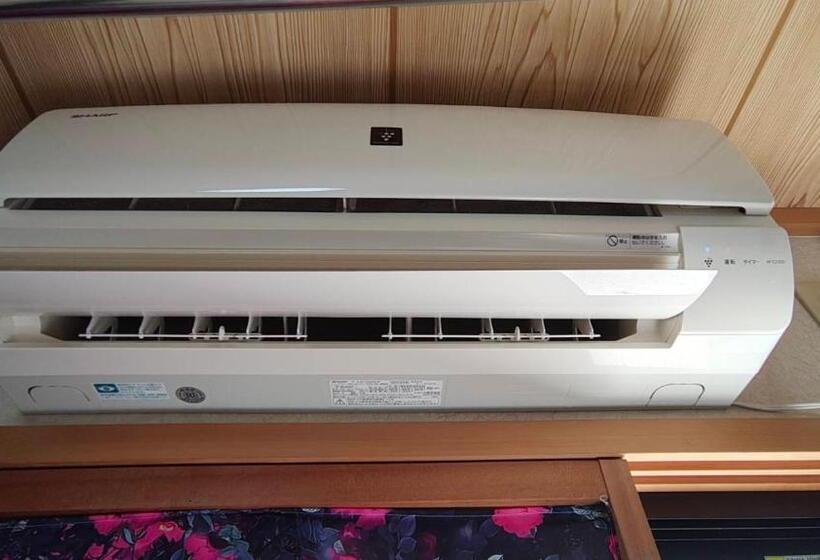 بنسيون エアポートマジカ