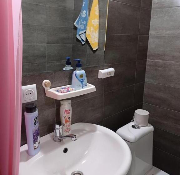 پانسیون Kutaisi Apartment