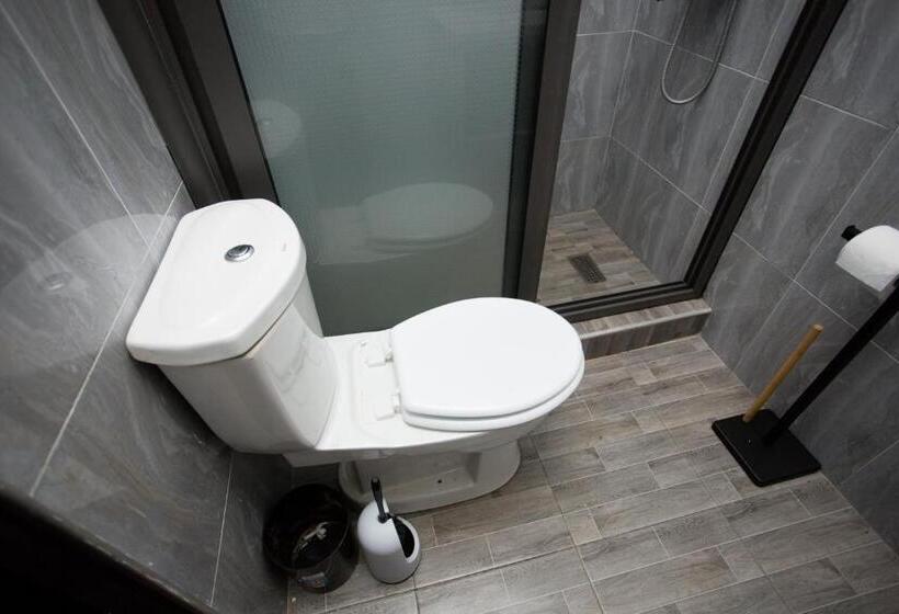 פנסיון Lc Lodge & Event Centre