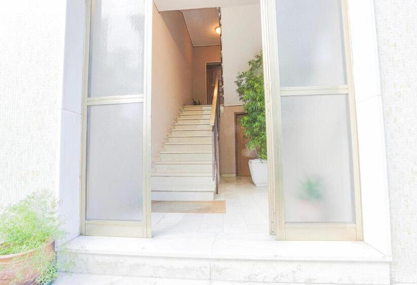 پانسیون Le Barche Guest House