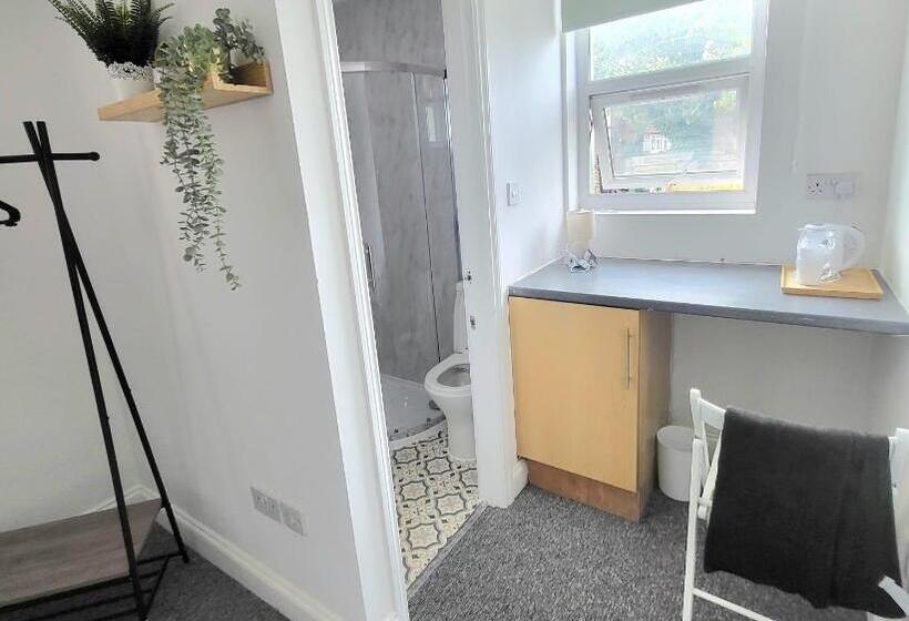 ペンション London En Suite Double Rooms Leytonstone E11