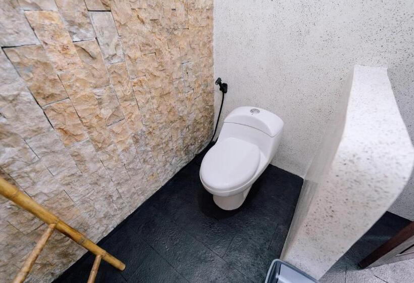 پانسیون Villa Kamaria