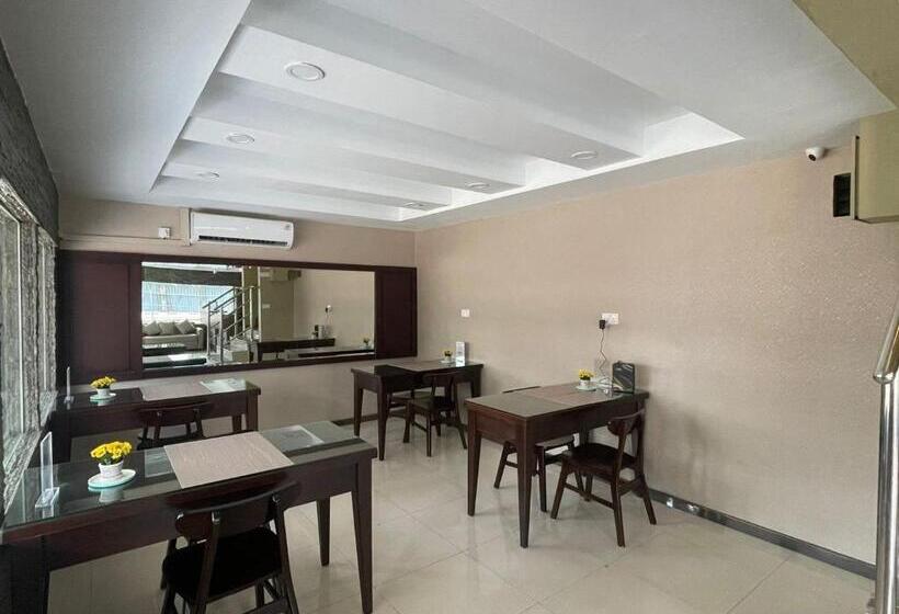 פנסיון Xten Guest House Near Harbour Bay Batam