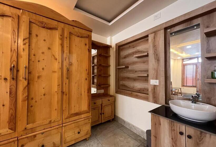 Yayawar Hotel Nainital