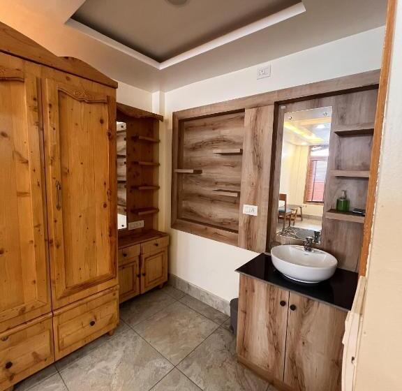 Yayawar Hotel Nainital