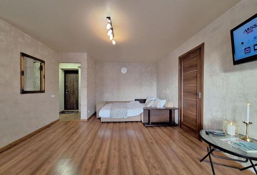 двокімнатна квартира навпроти театру гоголя у центрі полтави мережа Alexapartments документи для від