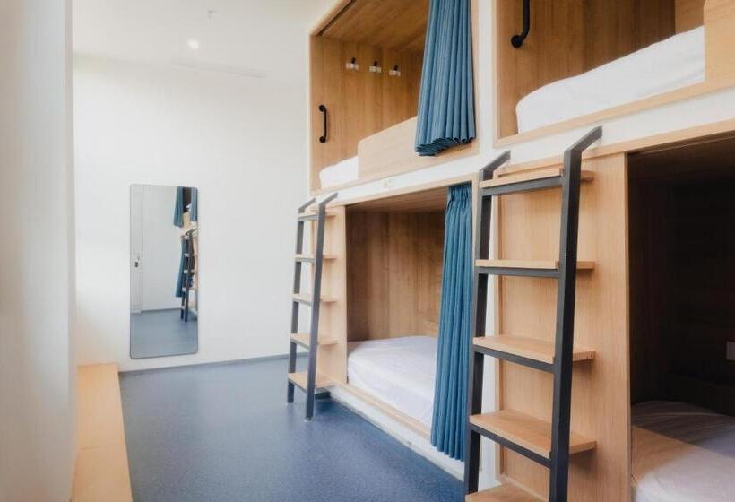 هاستل 吃山02救赎青年旅店