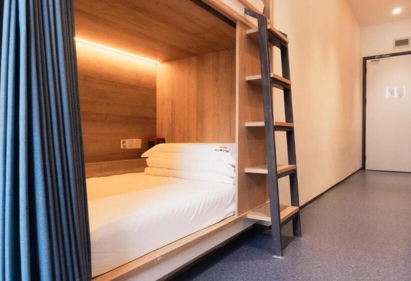 هاستل 吃山02救赎青年旅店