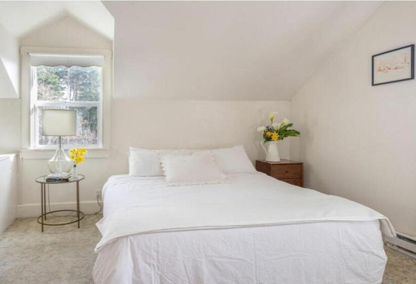 호스텔 Dennen S Victorian Farmhouse