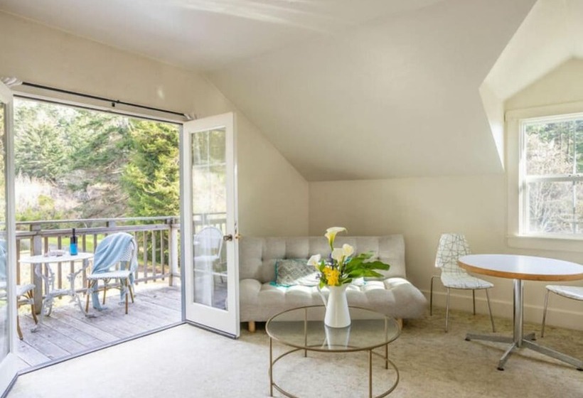 호스텔 Dennen S Victorian Farmhouse