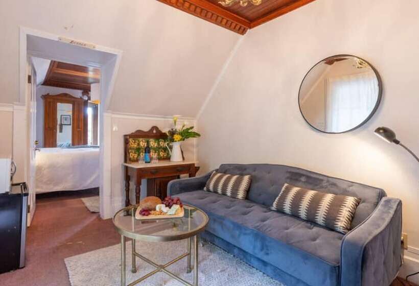 호스텔 Dennen S Victorian Farmhouse