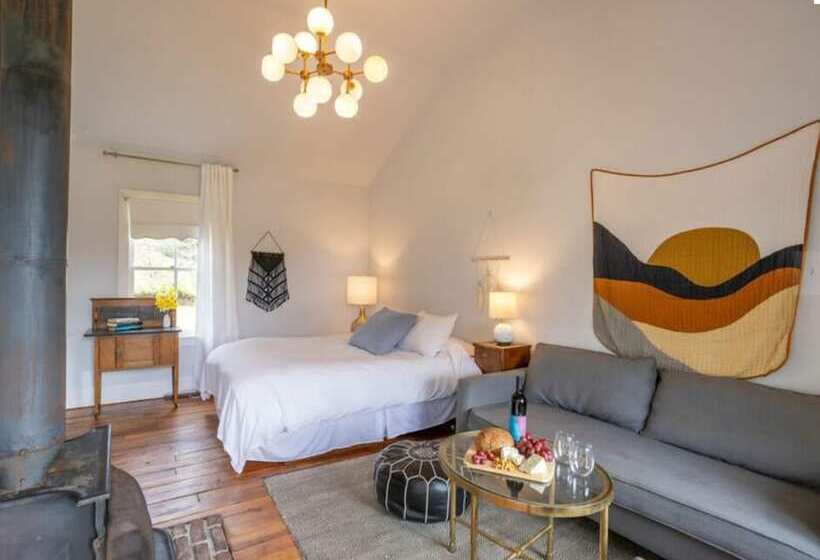 호스텔 Dennen S Victorian Farmhouse