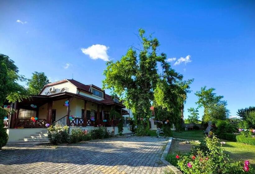 فندق صغير Oaki Lake