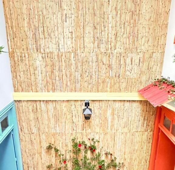 هاستل Samba Guesthouse