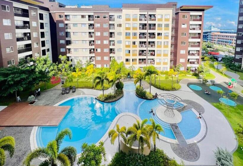 تختخواب و صبحانه Avida Towers Atria