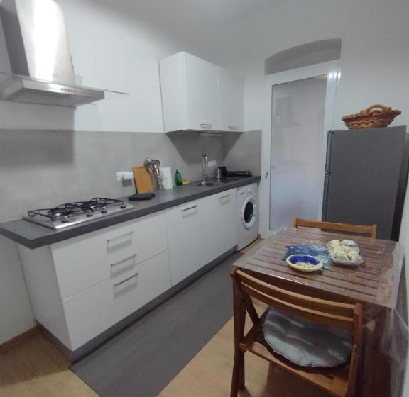 住宿加早餐  Casa Rasi