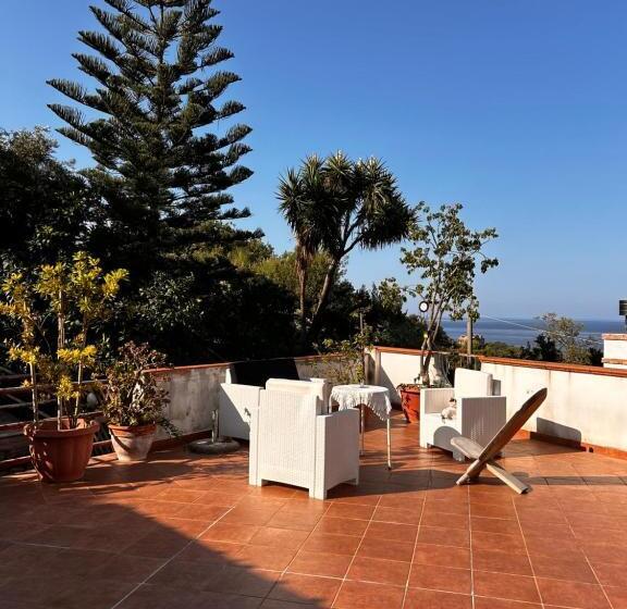 住宿加早餐  Casa Rasi