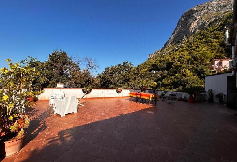 住宿加早餐  Casa Rasi