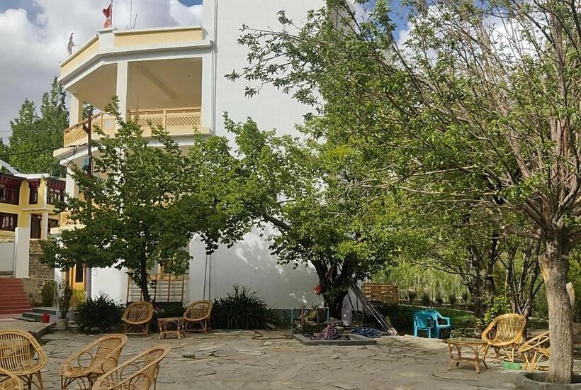 צימר Ewam Chunka Guest House Ladakh By Lexstays