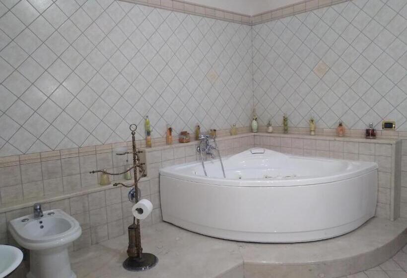 مبيت وإفطار Turisti A Casa Mia