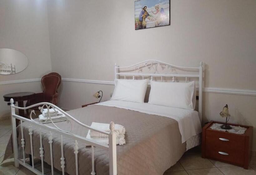 مبيت وإفطار Turisti A Casa Mia