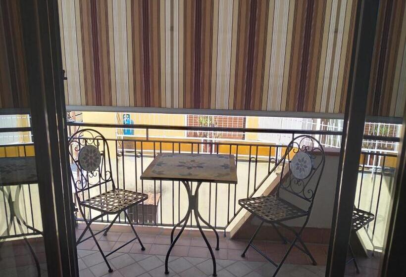 مبيت وإفطار Turisti A Casa Mia